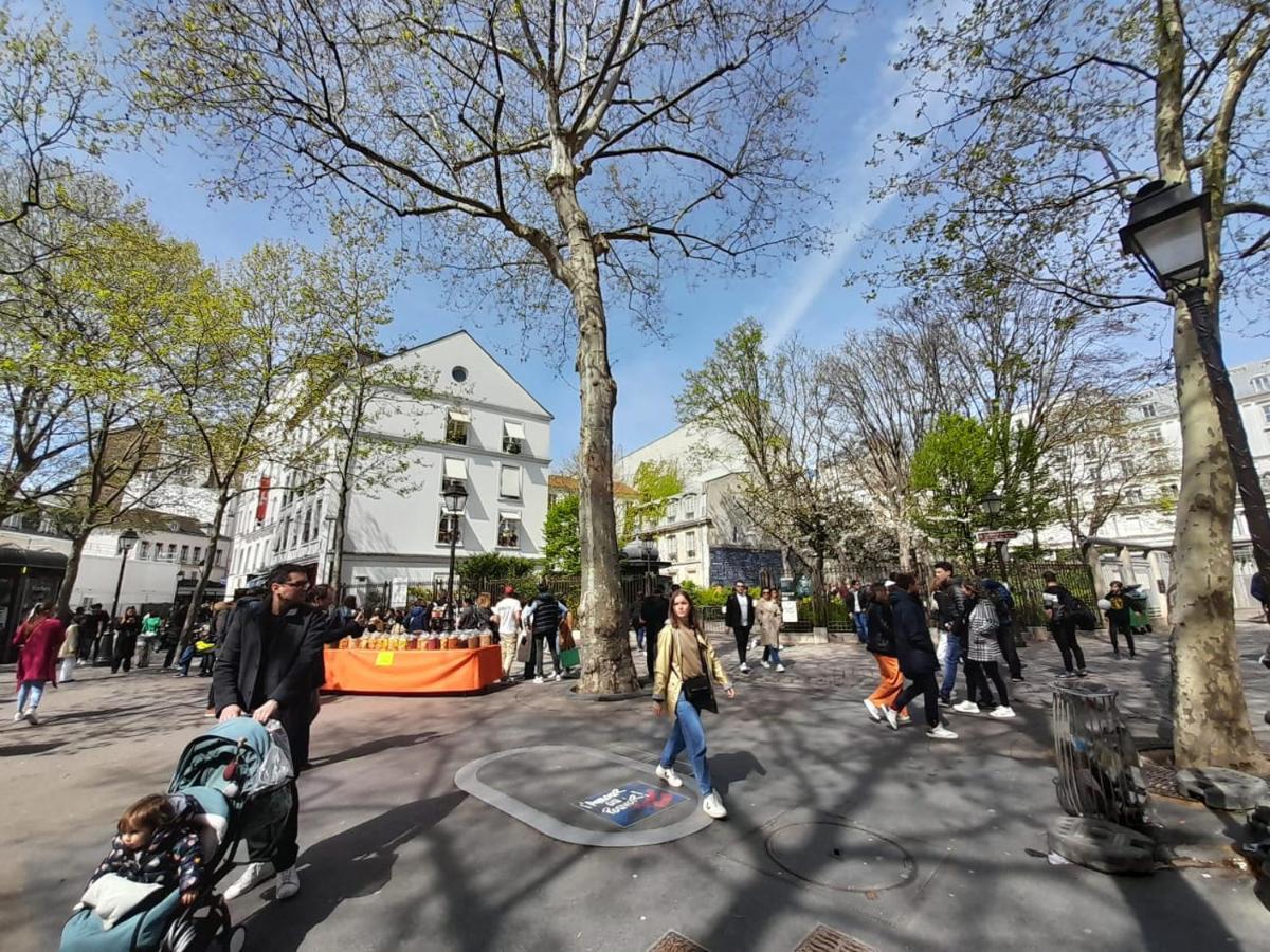 Apartmán Studio Equipe Metro Abbesses A Montmartre Paříž Exteriér fotografie